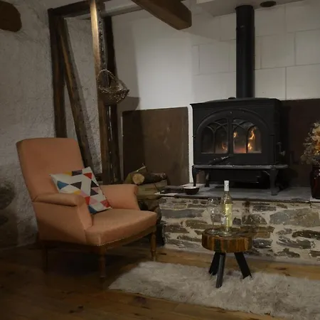 Oda ve Kahvaltı D'hotes Les Chatougoulis