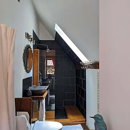 D'hotes Les Chatougoulis Bed and Breakfast 3*